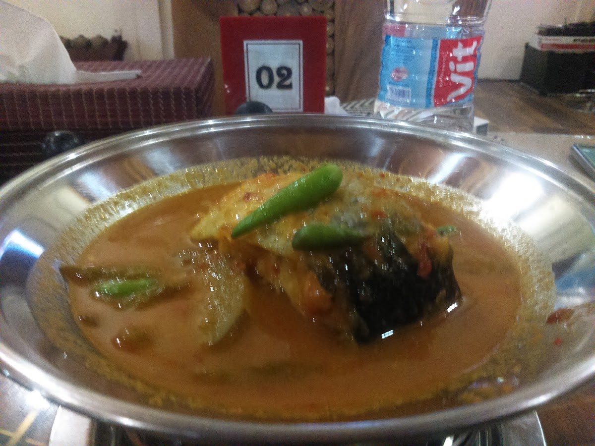 Rumah Makan Khas Jambi- Kajang Lako-5