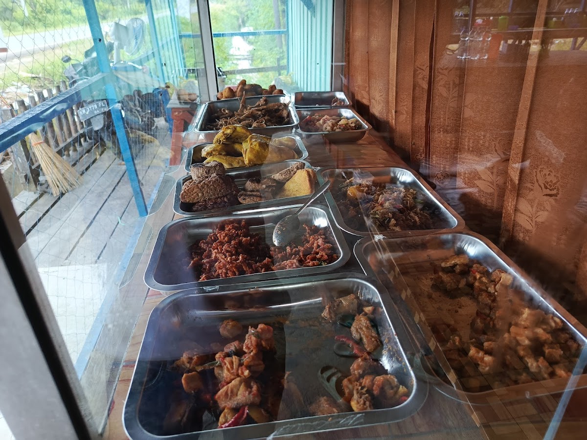 Rumah Makan Pelangi 2-3