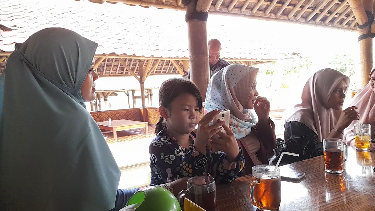 Rumah Makan Samara Desa-2