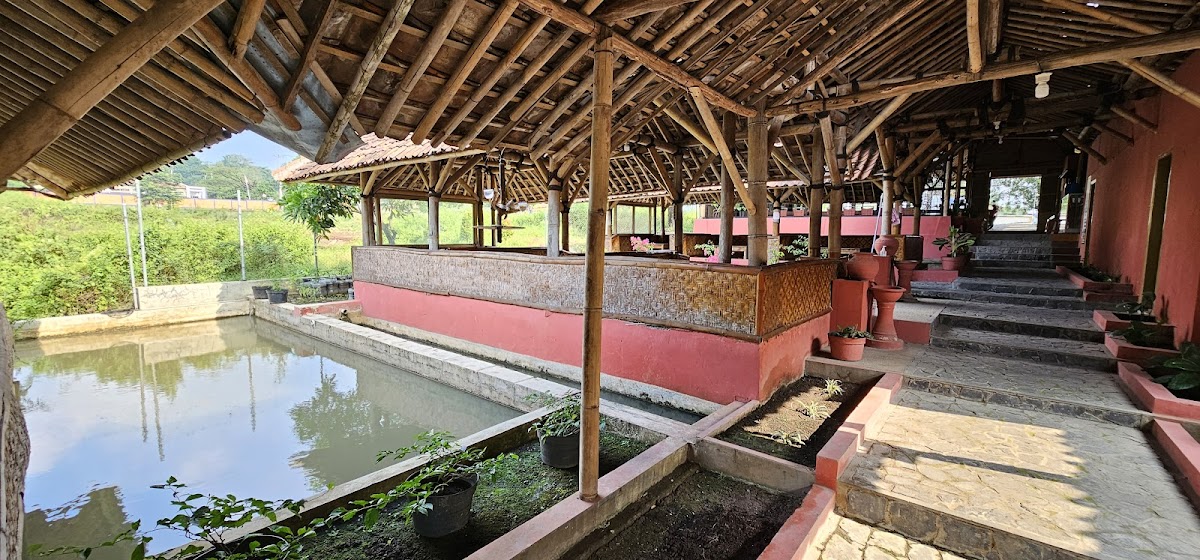 Rumah Makan Samara Desa-4