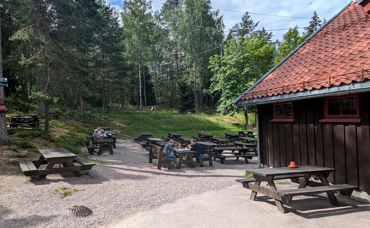 Rustadsaga Sportsstue-4