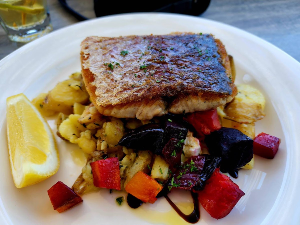 Rusty Water Brewery Restaurant & Bar-7