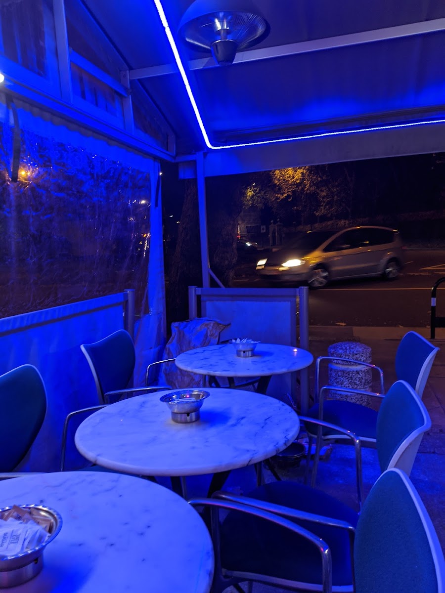 Rym Cafe