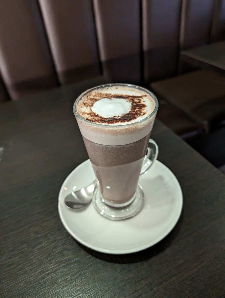 Rym Cafe-2