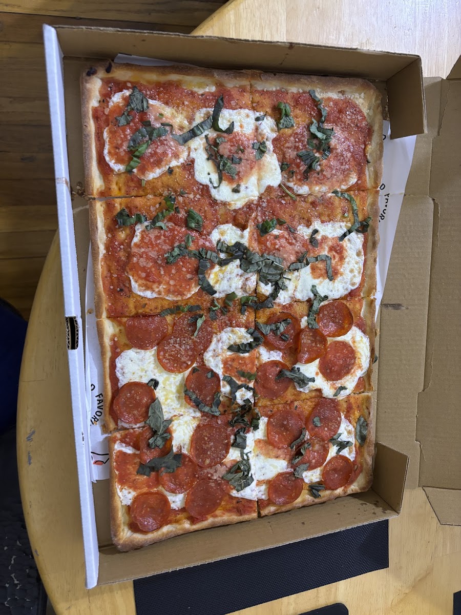 Saccone's Pizzeria-4