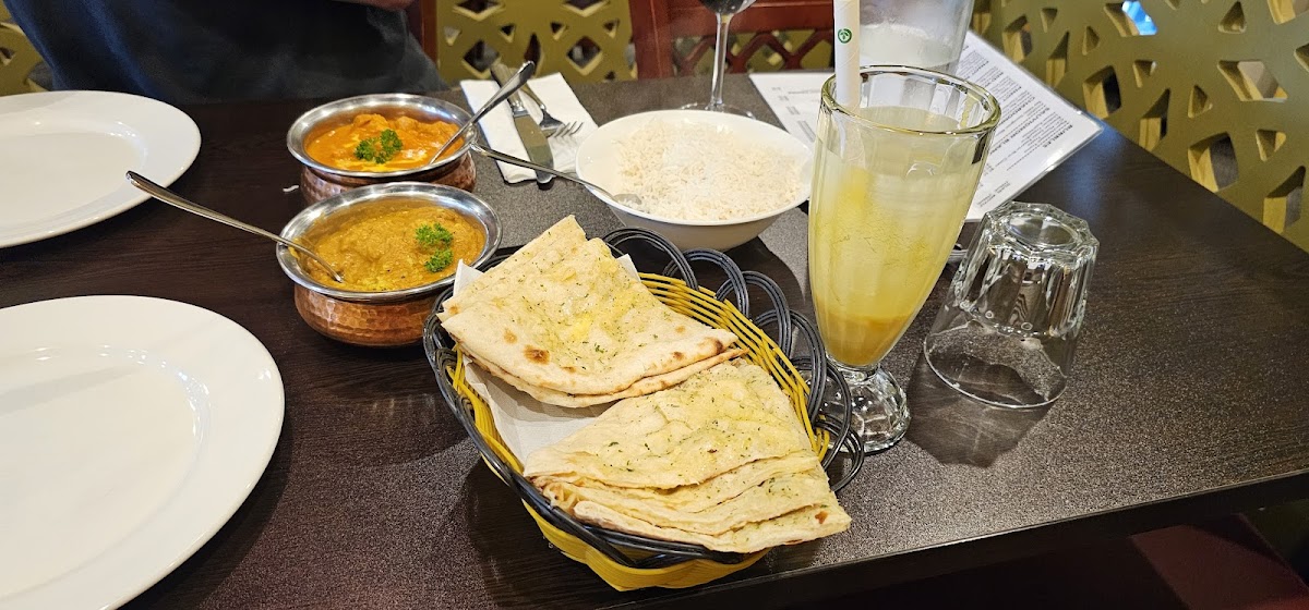 Sahara India - Indian & Mediterranean Restaurant-5