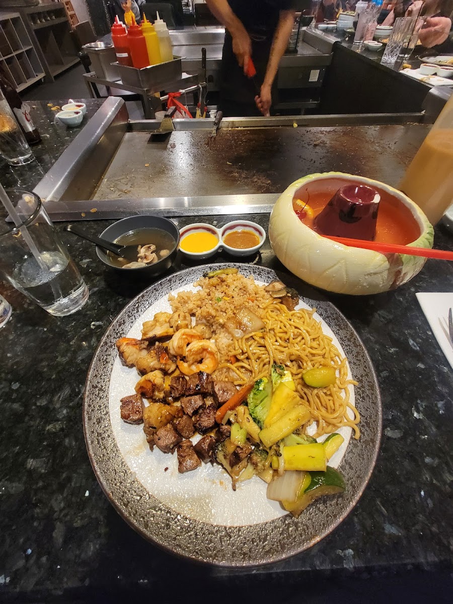 Sakimura Hibachi And Asian Fusion-5