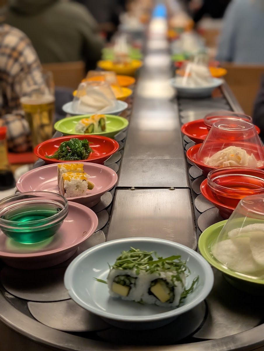 Sakura Sushi 3-3