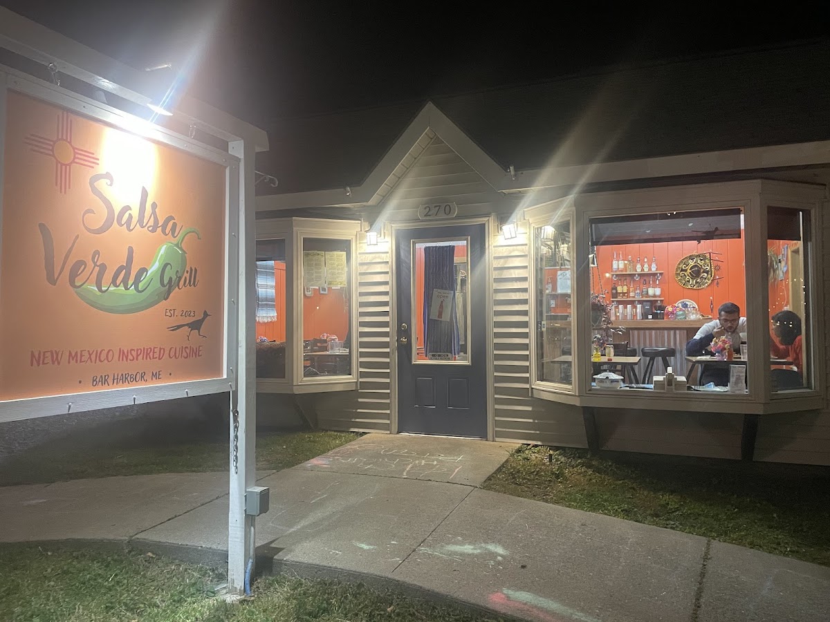 Salsa Verde Grill