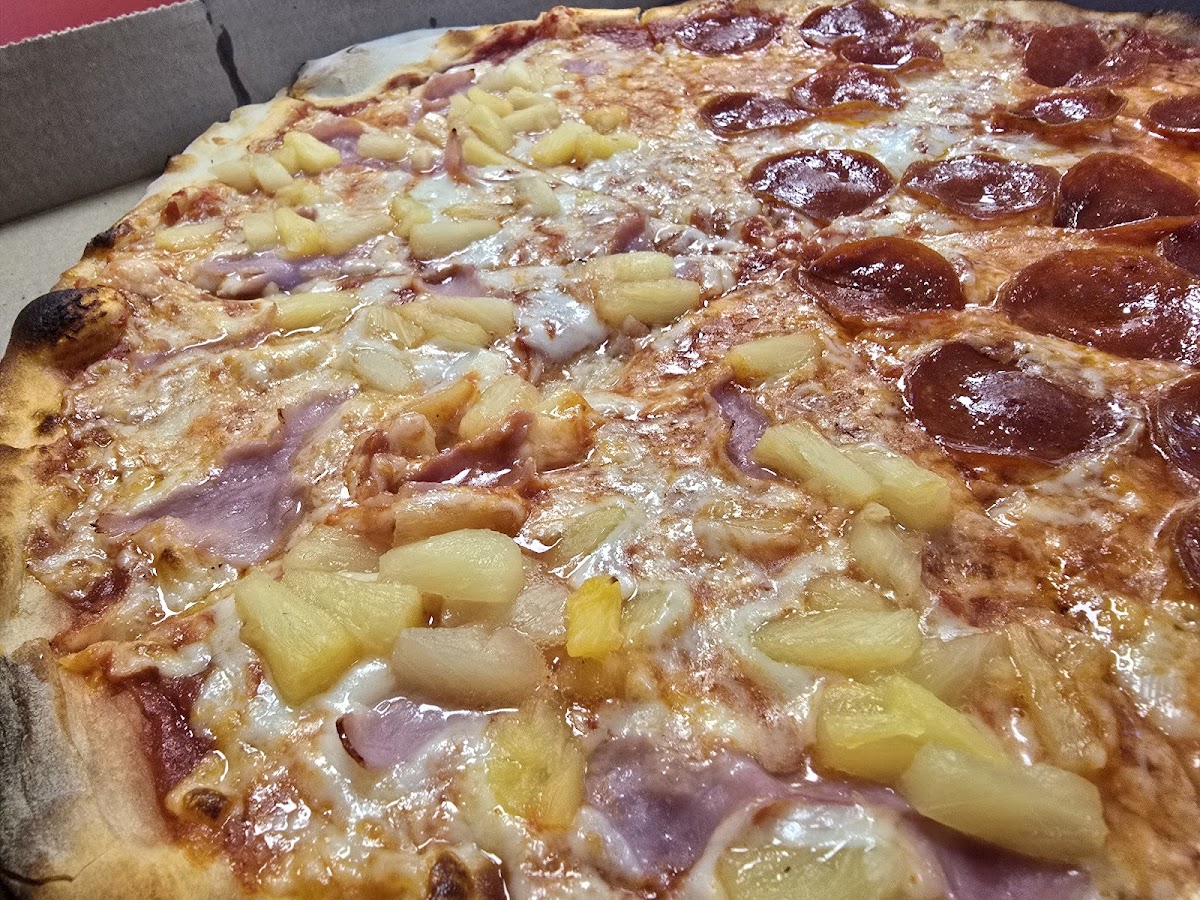 Salvatore's Pizzeria-9