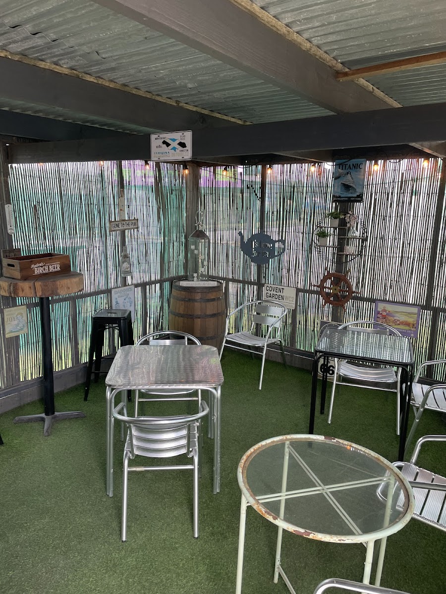 Samanthas Diner @ Docklands Truck Park &wash