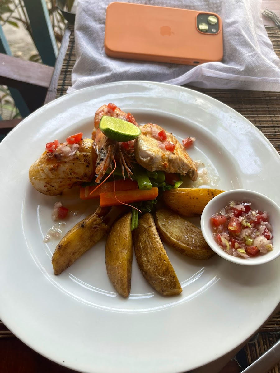 Sambali Restaurant Lembongan-8