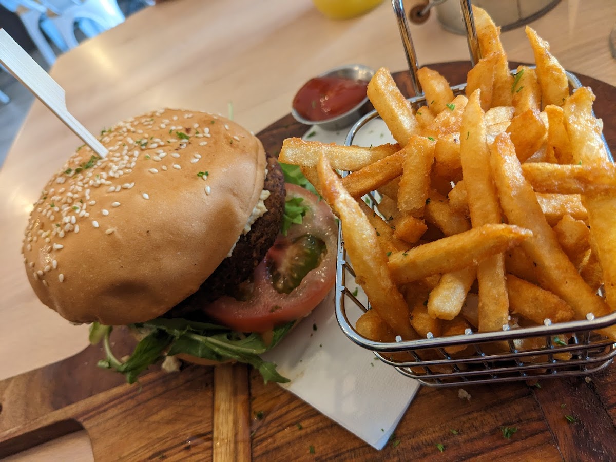 Samick Cafe & Bar-8