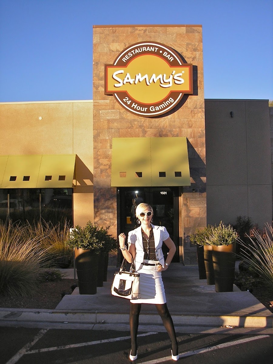 Sammy’S Restaurant & Bar-3