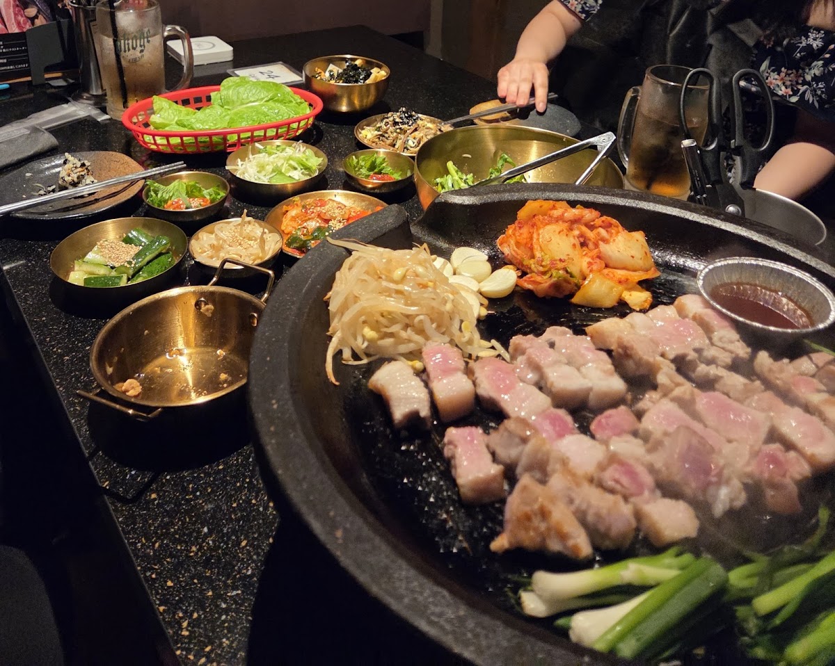 Samugyopusaru Okoge Tennojiten Korean Restaurant-4