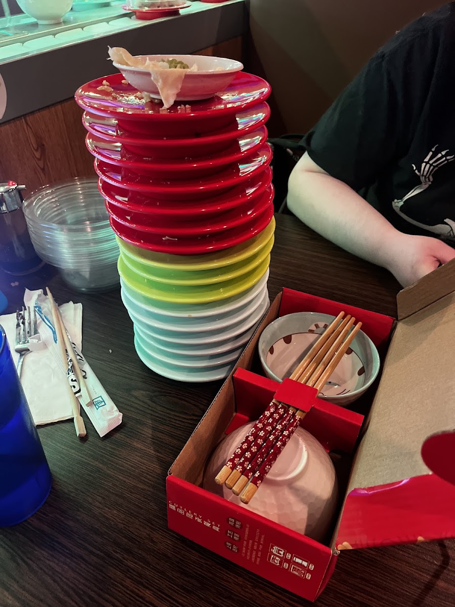 Samurai Revolving Sushi Bar And Steakhouse-10