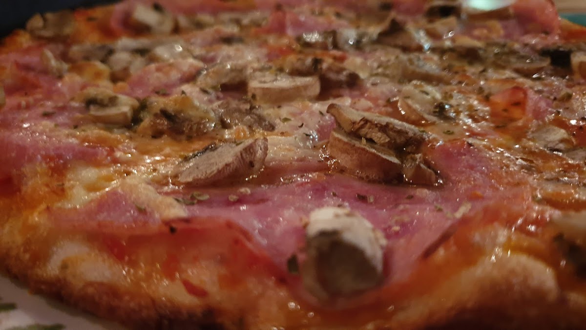 San Danielle Pizza E Pasta-7