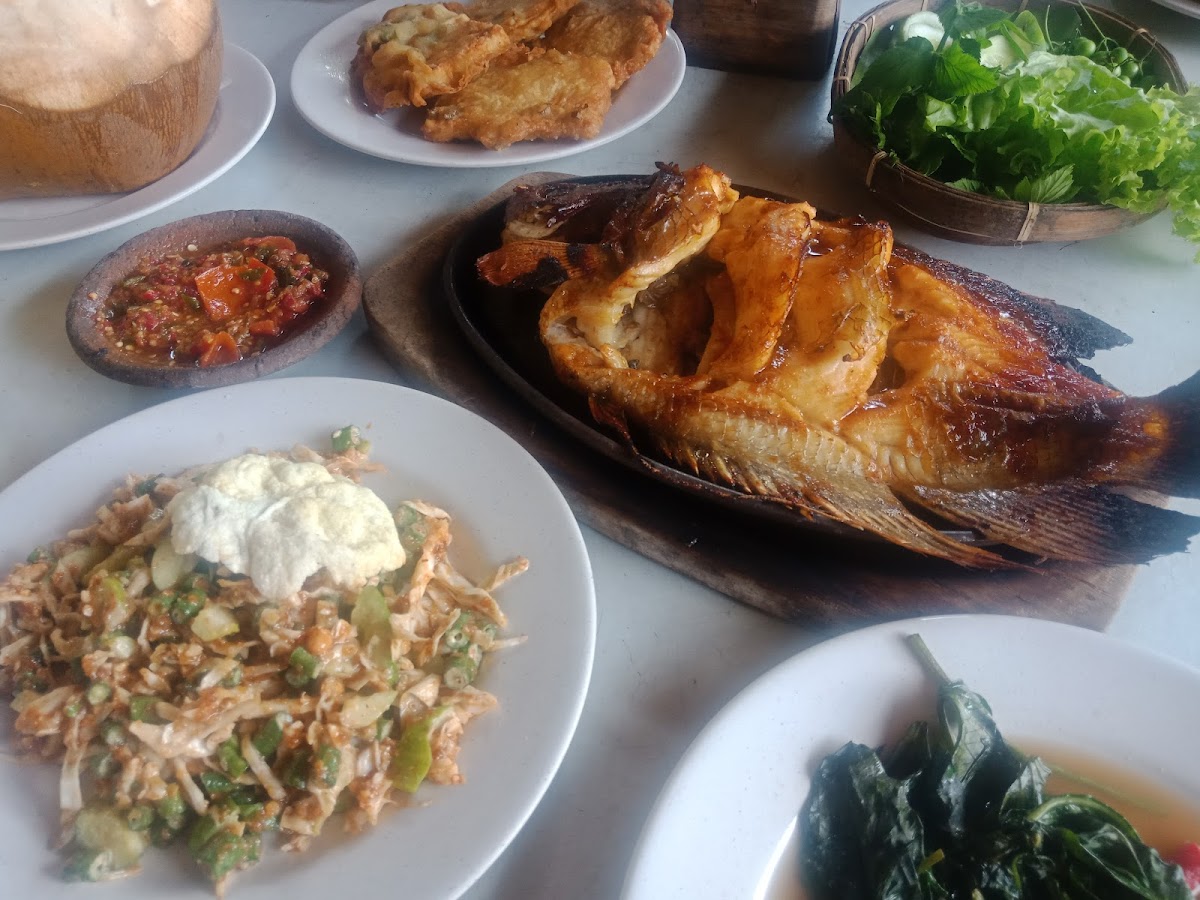 Sangkuriang Resto-8