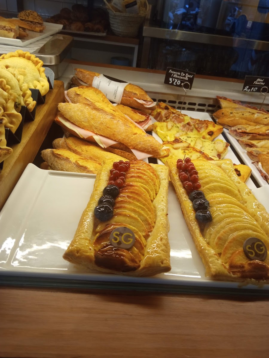 Santagloria Coffee & Bakery-5