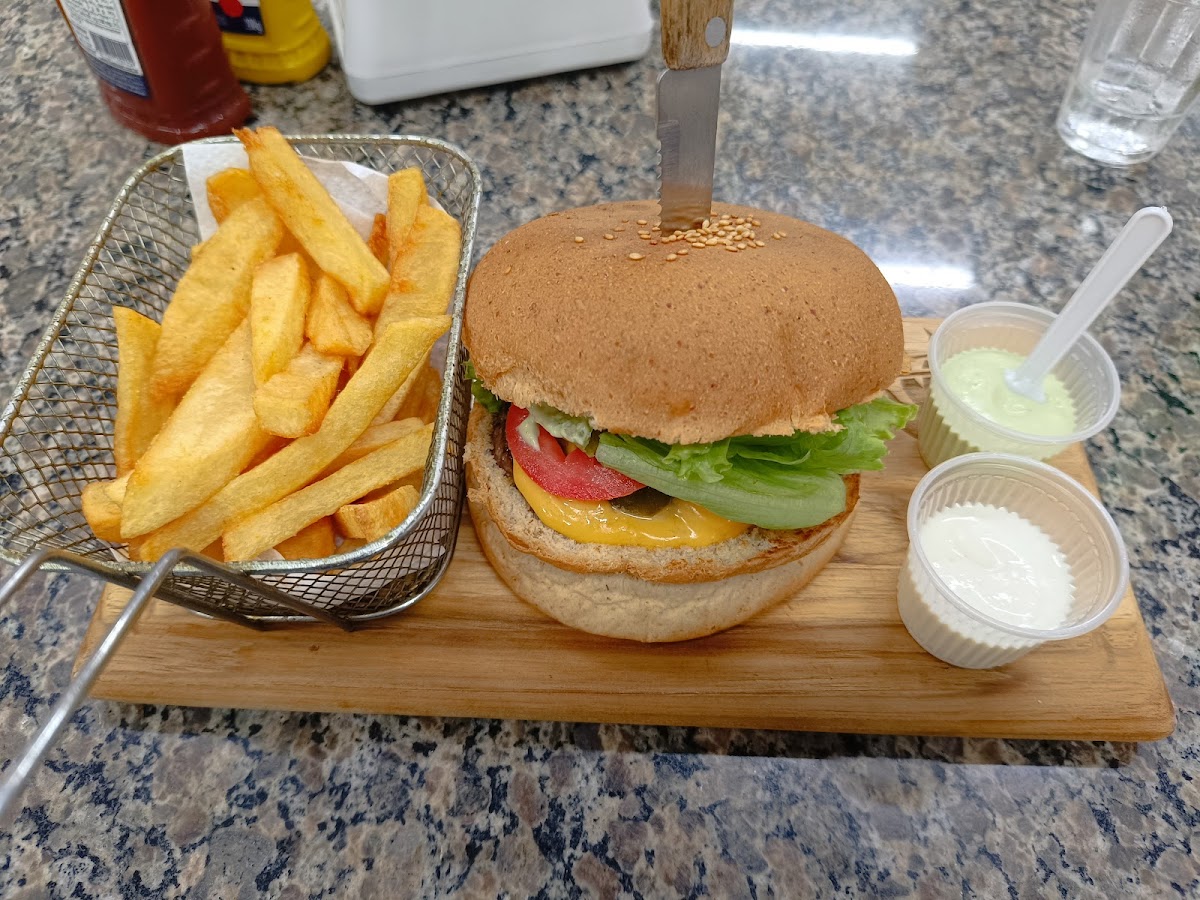 Santoiche Hamburgeria-3