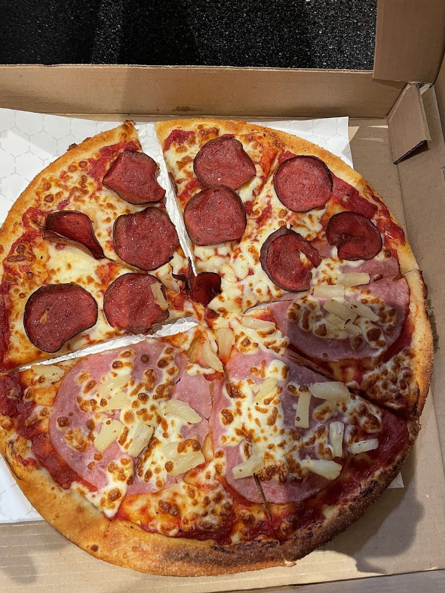 Sarpino's Pizzeria Esquimalt-4