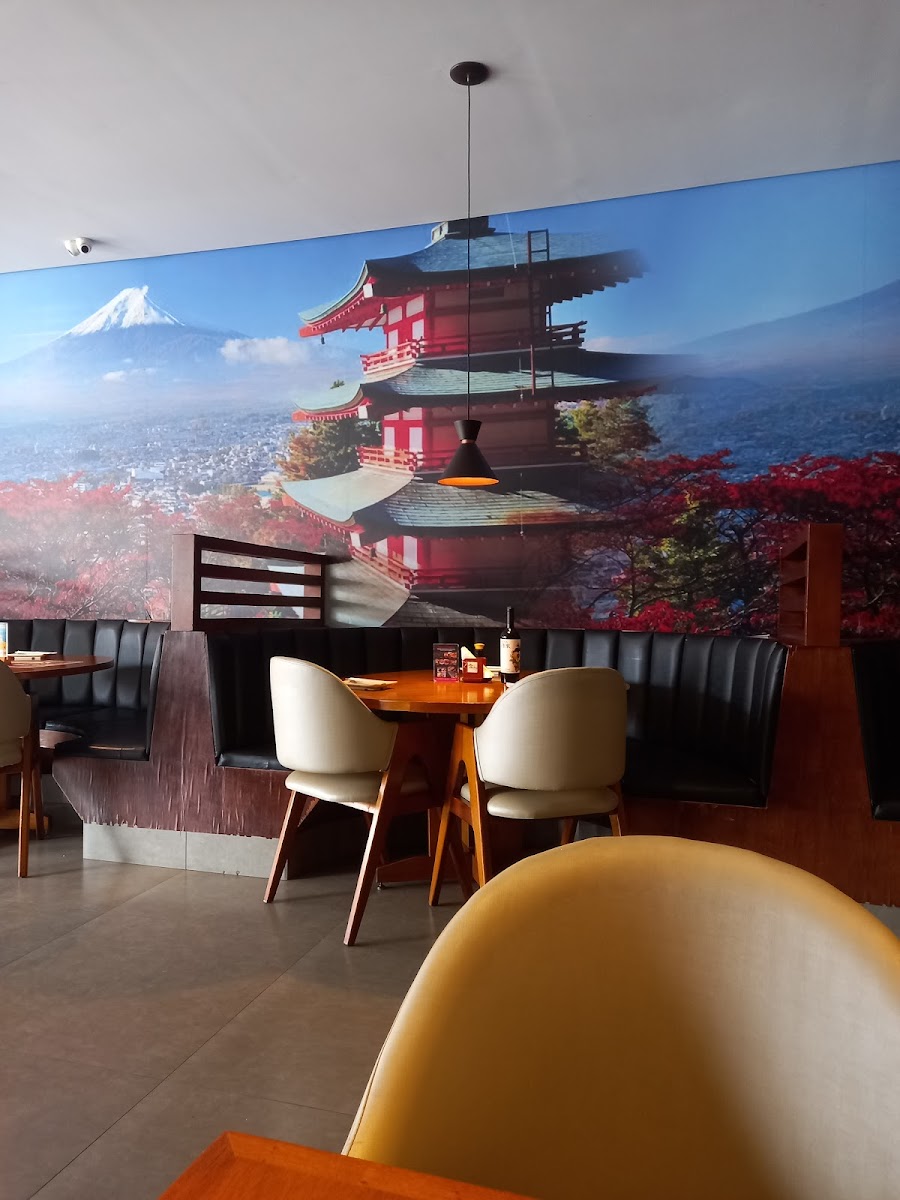 Satoshy Sushi Bar-3