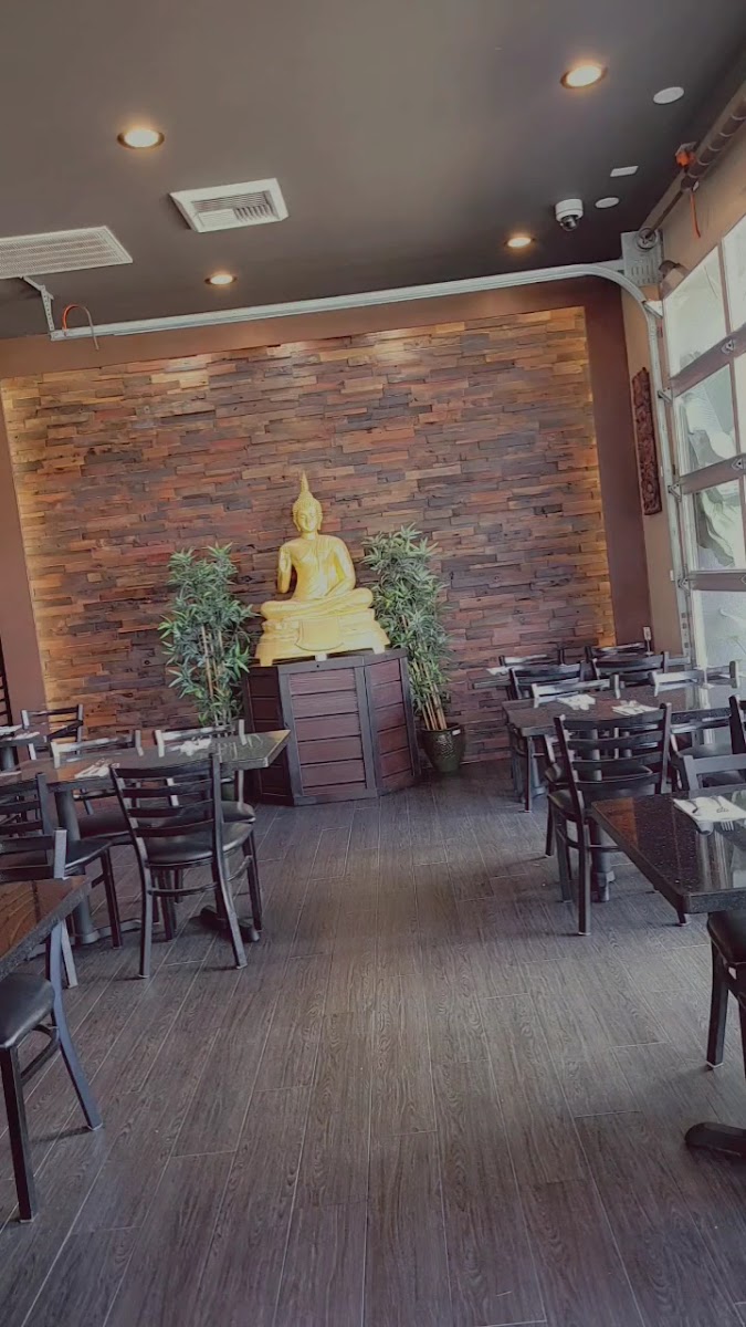 Sawasdee Thai Cuisine-2