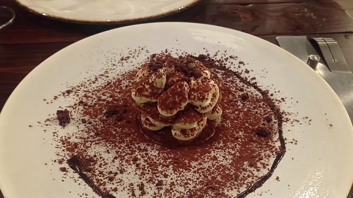 Scarlett Pizza & Tiramisù-2