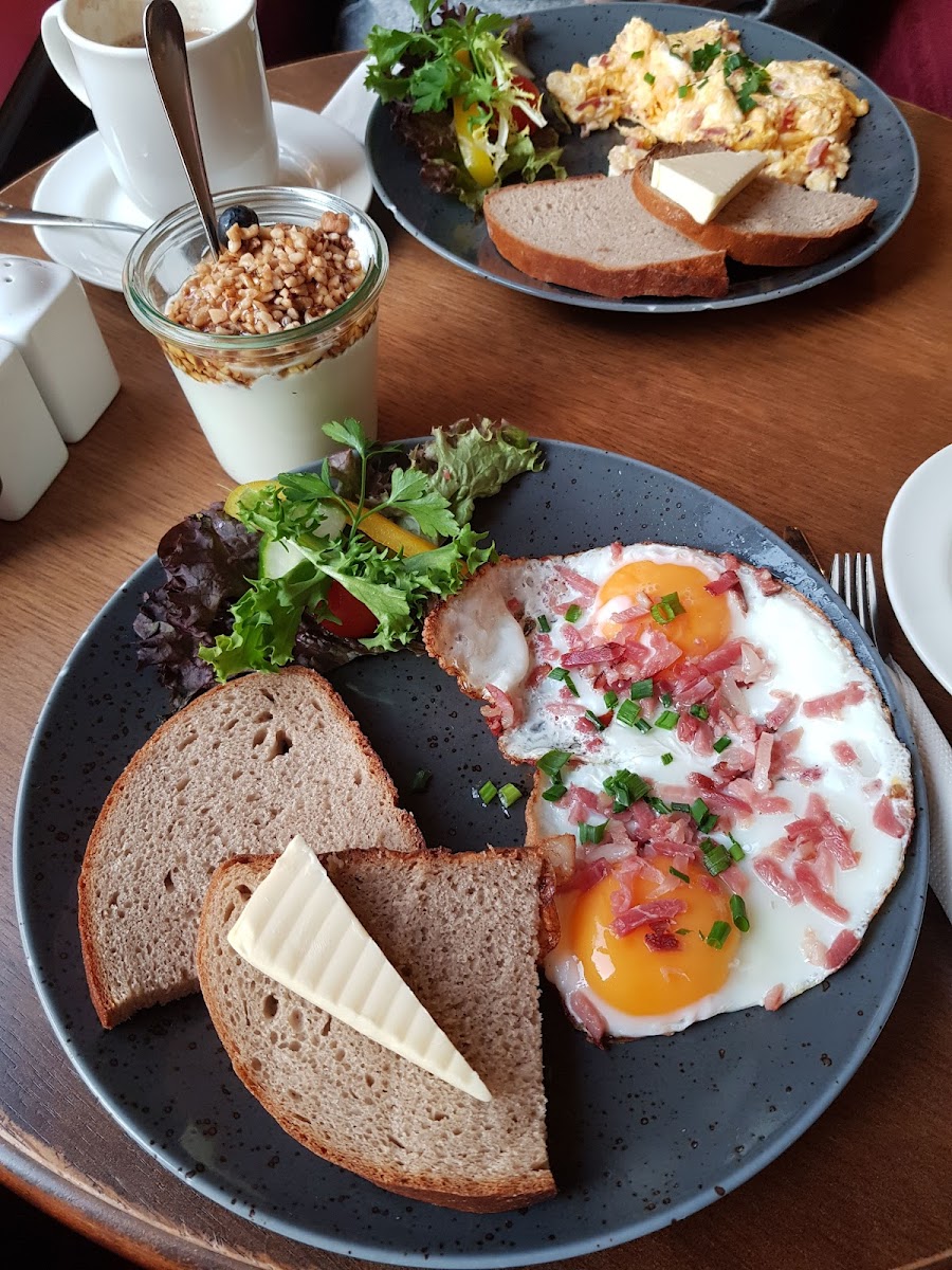Schiller - Das Theatercafé-6