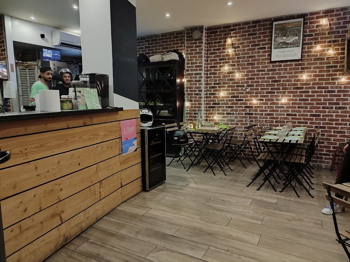 Scuderia Pizzeria Endoume-4