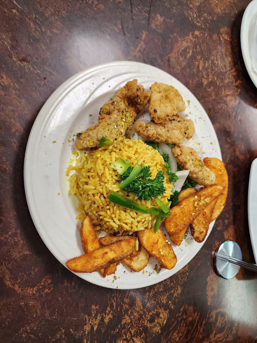 Seafood Restaurant La Mer Rouge Cote Des Neiges Montreal-9