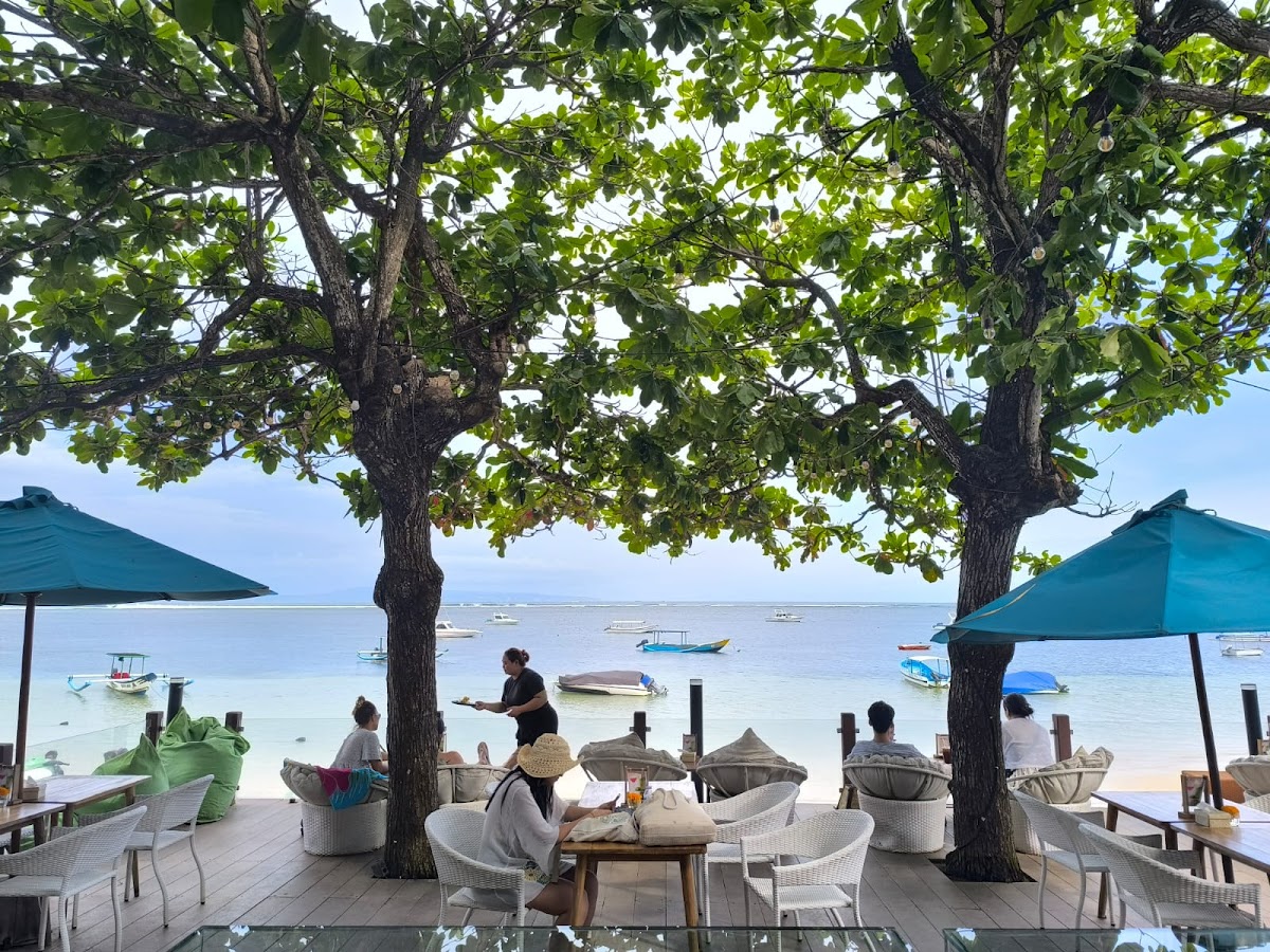 Seagrass By The Beach-4