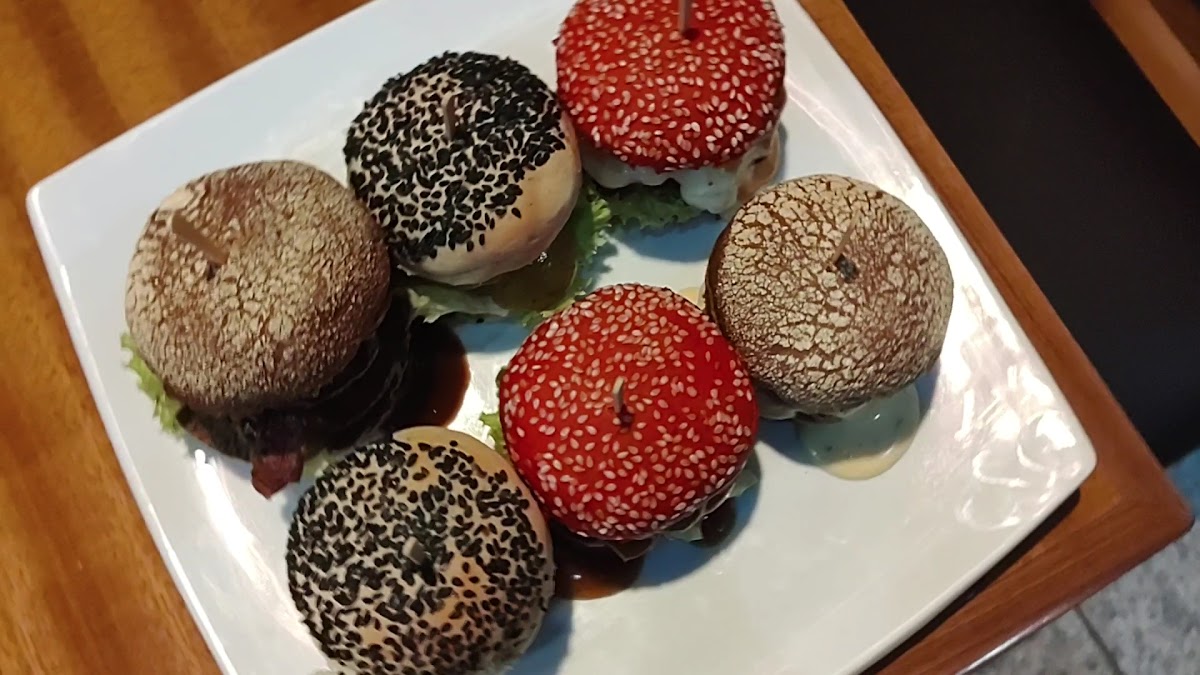Seattle's Rock Burger-2