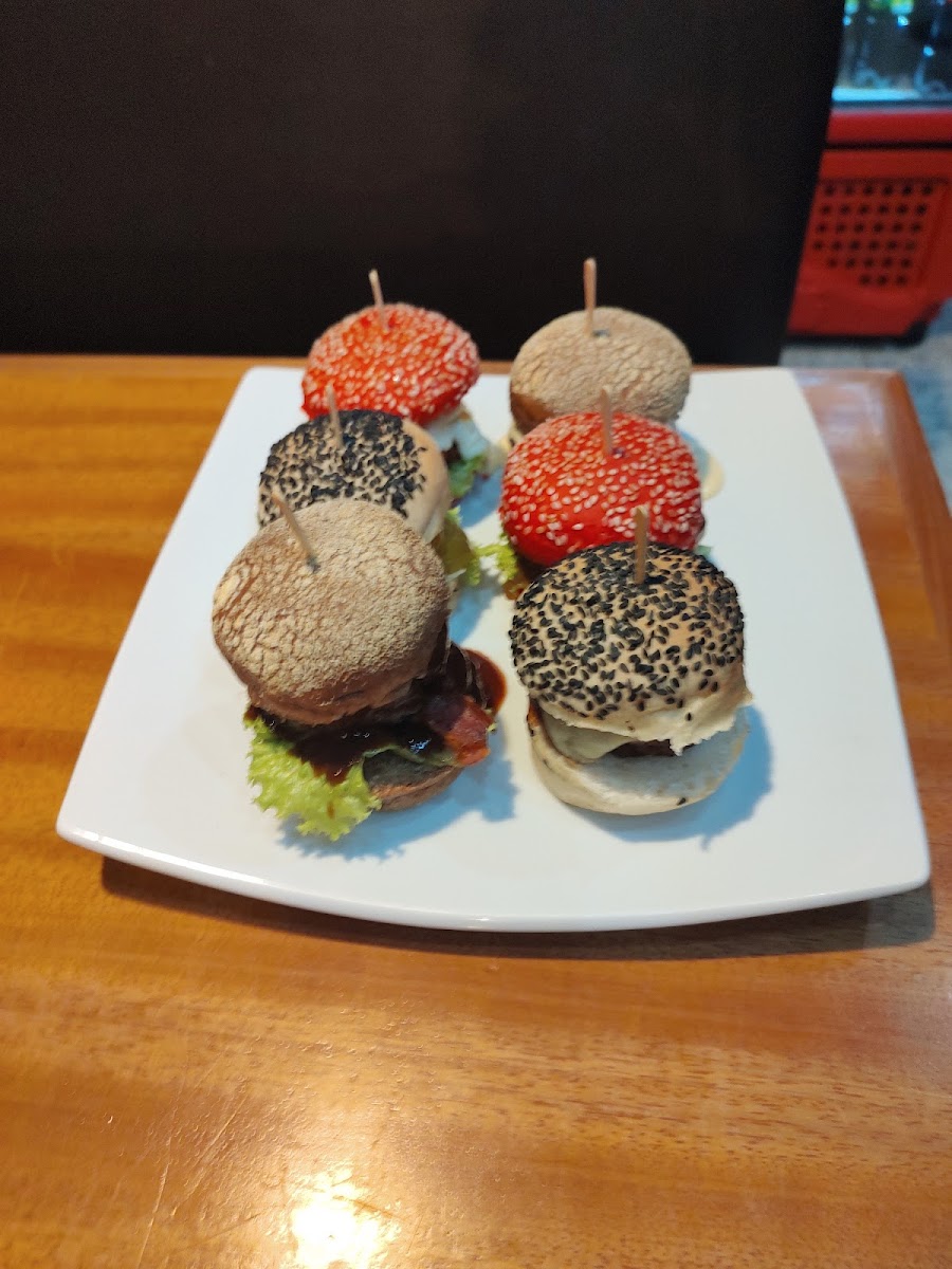 Seattle's Rock Burger-8
