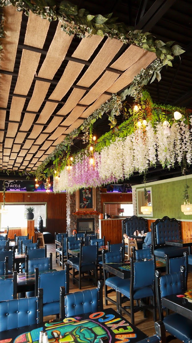 Señor Leon Mexican Cantina & Grill