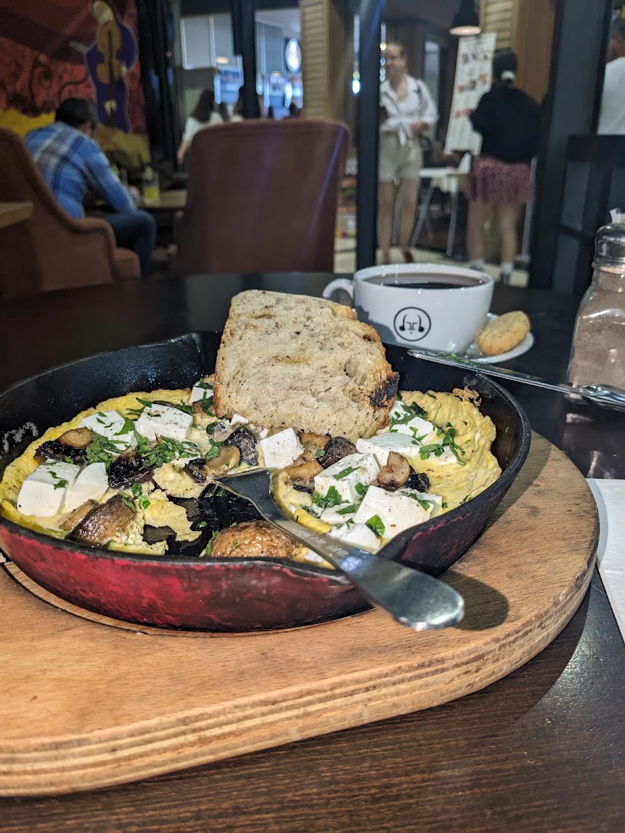 Shakespeare Coffee & Bistro (5M Migros)-7