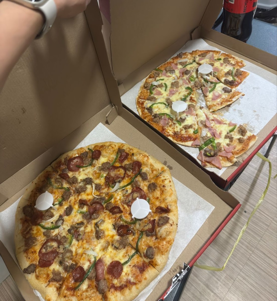 Shakey's Pizza Parlor - Maimpis-2