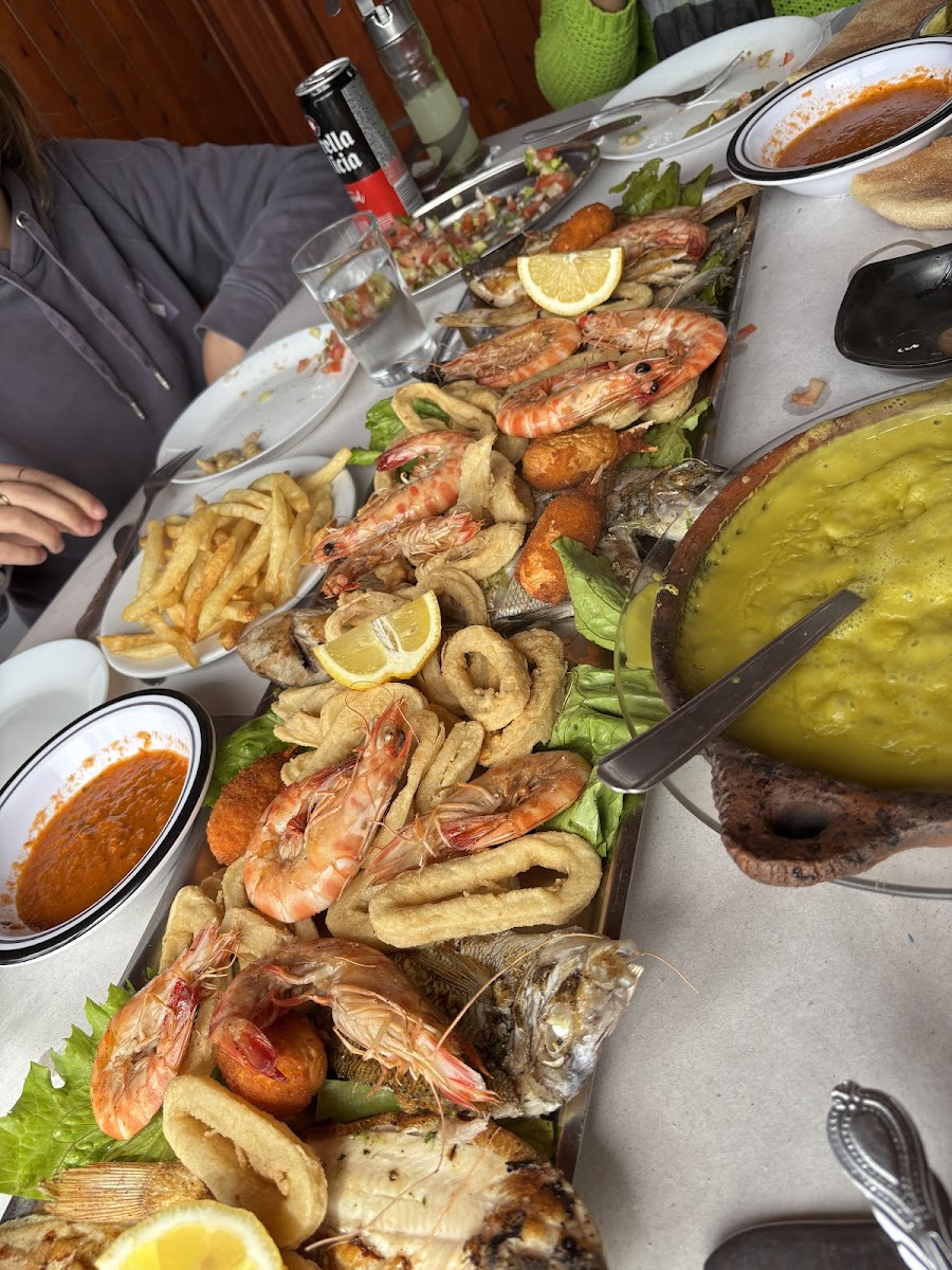Shark’S Rock Restaurant-3