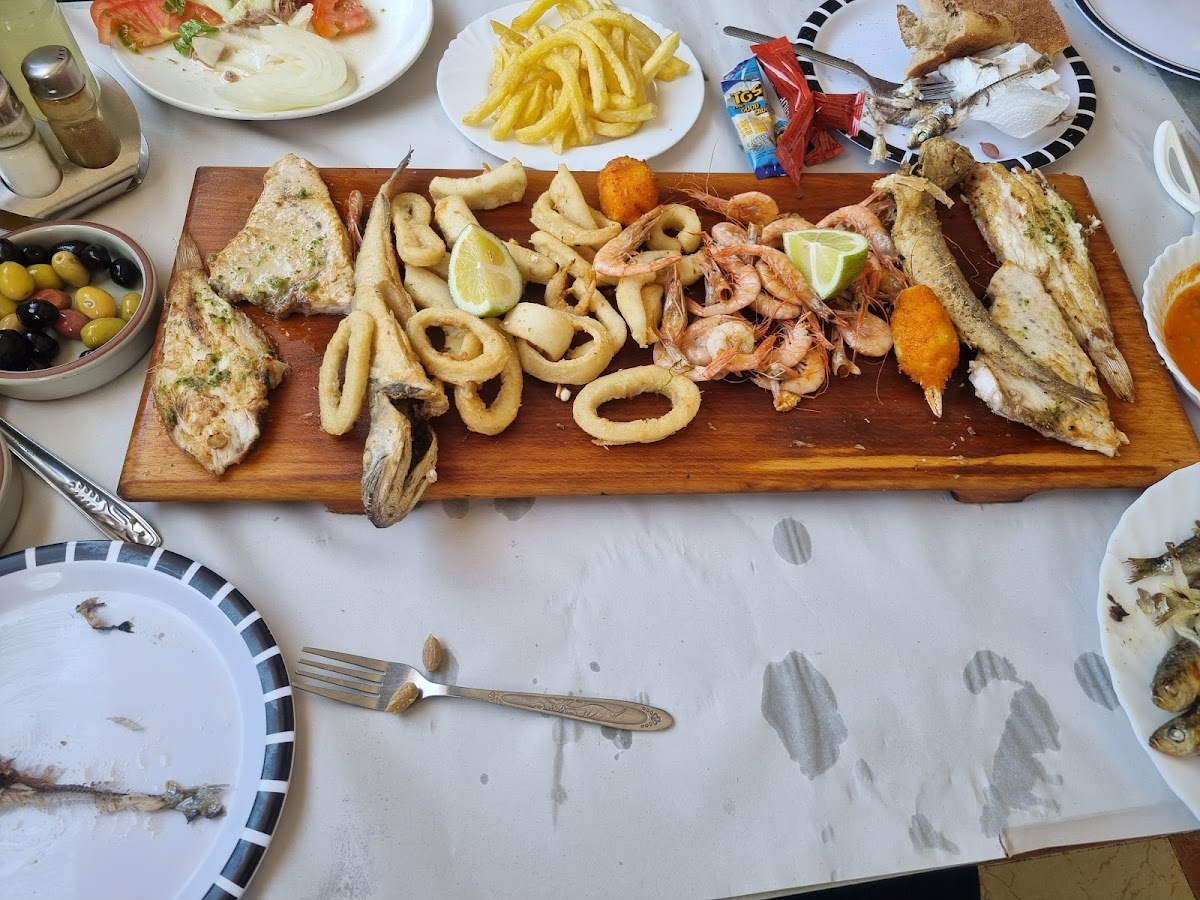 Shark’S Rock Restaurant-6