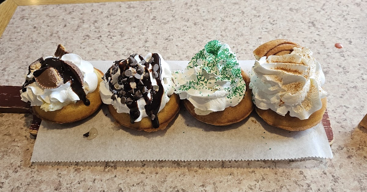 Sherwood Oaks Waffle Cafe-7
