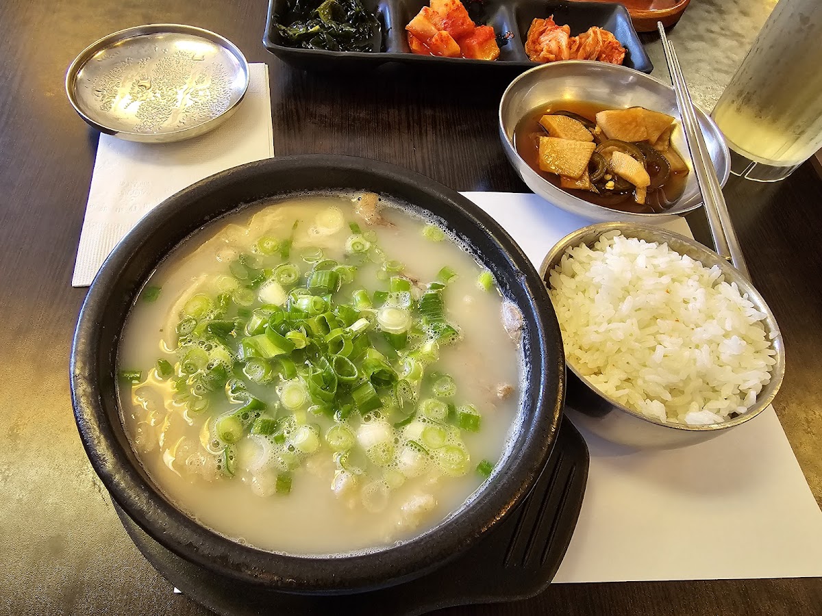 Shin Chon Seolleongtang(신촌설렁탕)-3