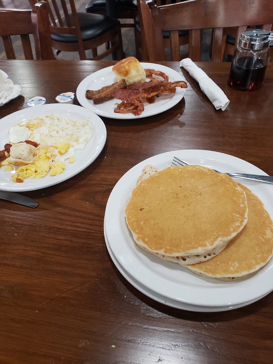 Shoney's - Chapman Hwy-4