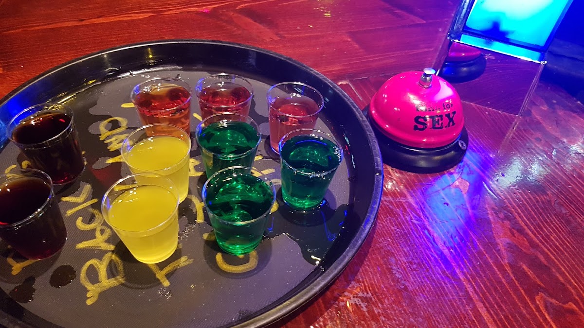 Shooters Bar | Burger Rimini-9