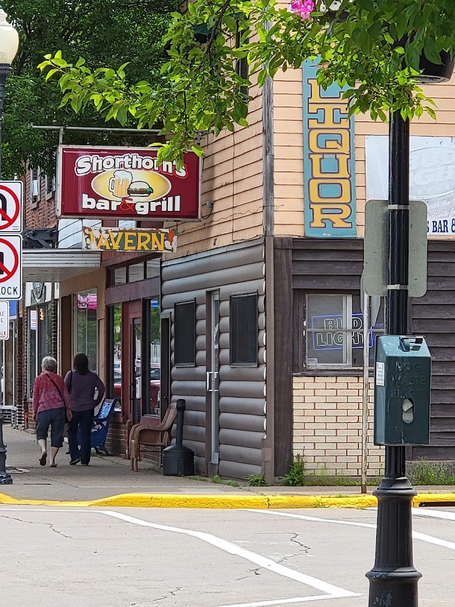 Shorthorns Bar & Grill