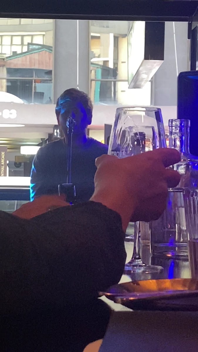 Shorties Bar & Dining-2