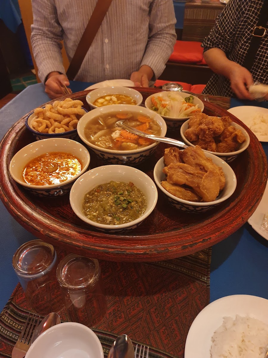 Sibsongpanna Khantoke-8