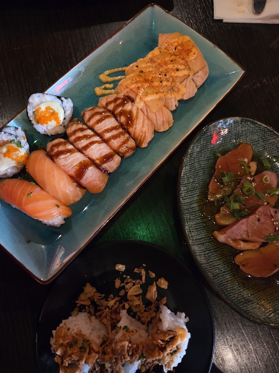 Silk | Sushi & Asian Dining-4