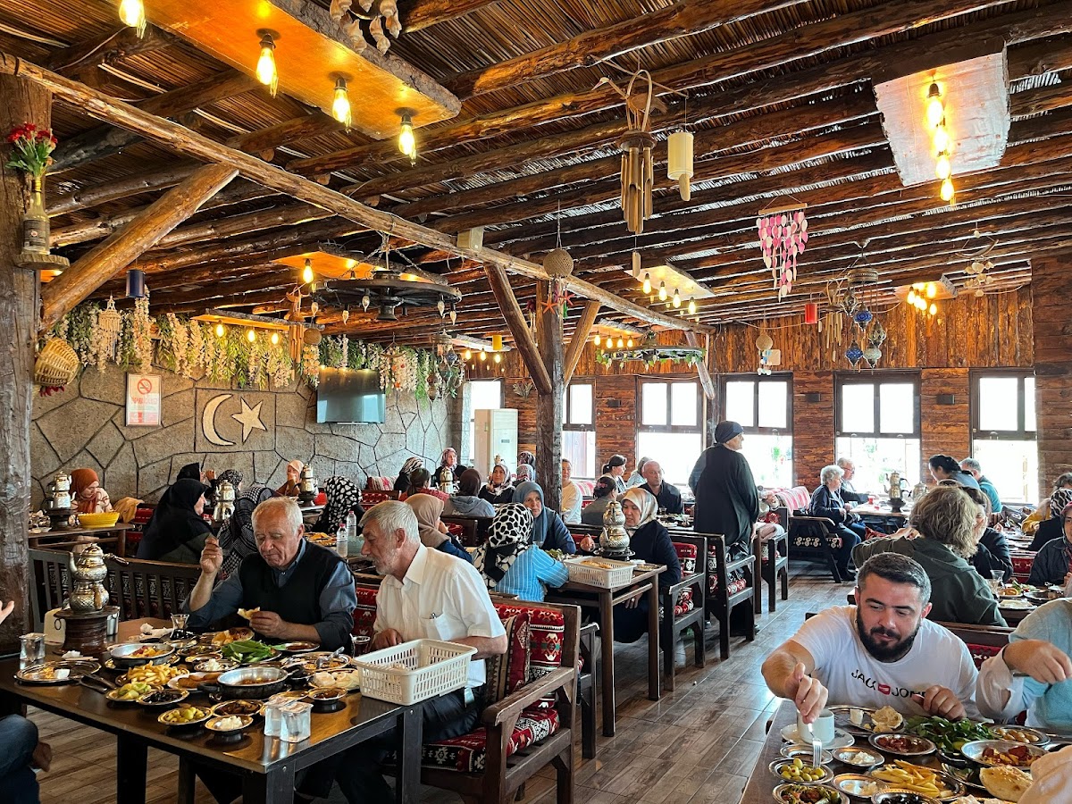 Sille Kemeralti Serpme Kahvaltı Ve Izgara