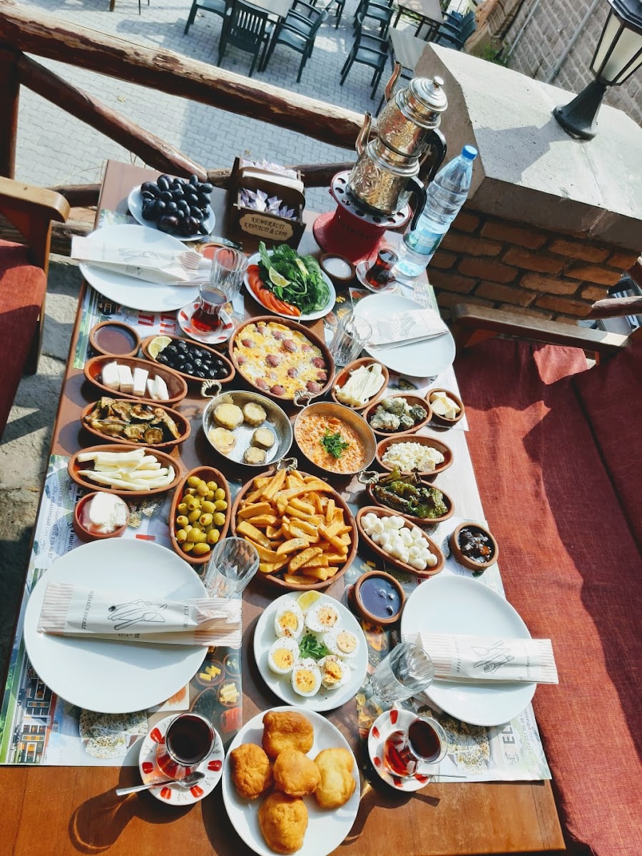 Sille Kemeralti Serpme Kahvaltı Ve Izgara-5