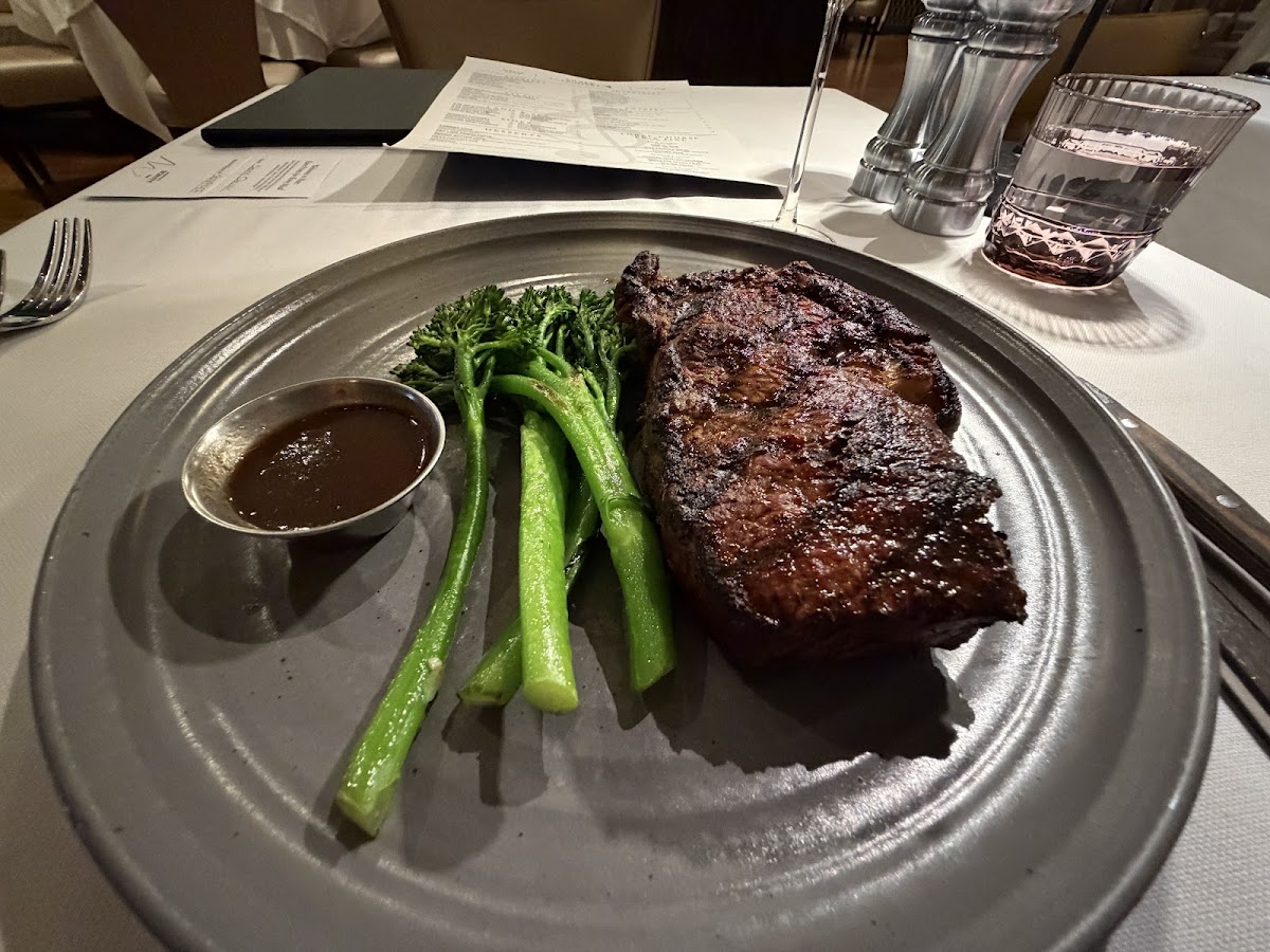 Silver Trumpet Restaurant And Bar-4